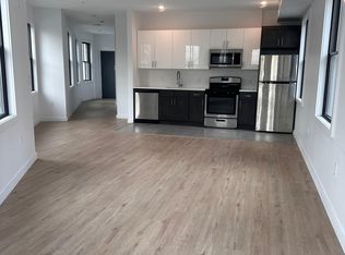 35 Mulberry St #204, Newark, NJ 07102
