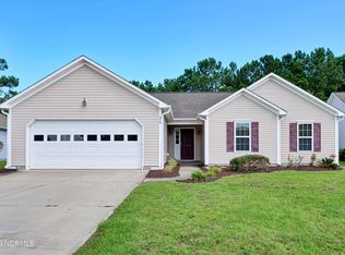 370 Rose Bud Ln, Holly Ridge, NC 28445