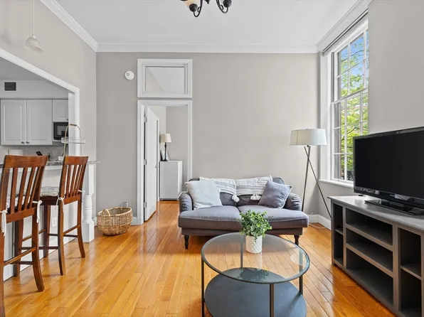 17 Bowdoin St APT 2B, Boston, MA 02114
