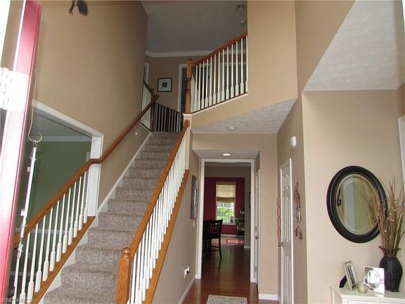 2nd image of 87 Kevin Dr