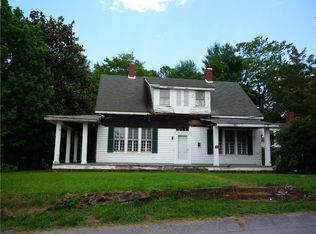 301 S Catherine St, Walhalla, SC 29691