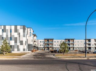 545 Hassard Close #203, Saskatoon, SK S7L6V3