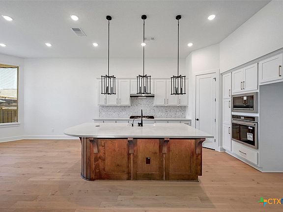 5th image of 5733 Huron Dr