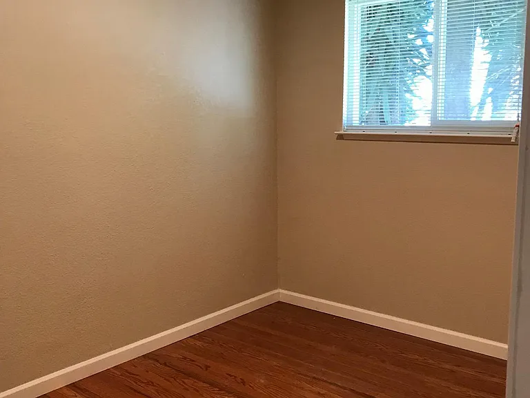 1st bedroom