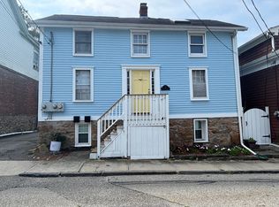 21 Pope St #2, Newport, RI 02840