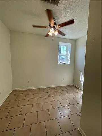 2733 Danneel St — Photo 5