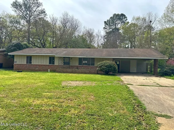 1051 Brookley St, Jackson, MS 39212