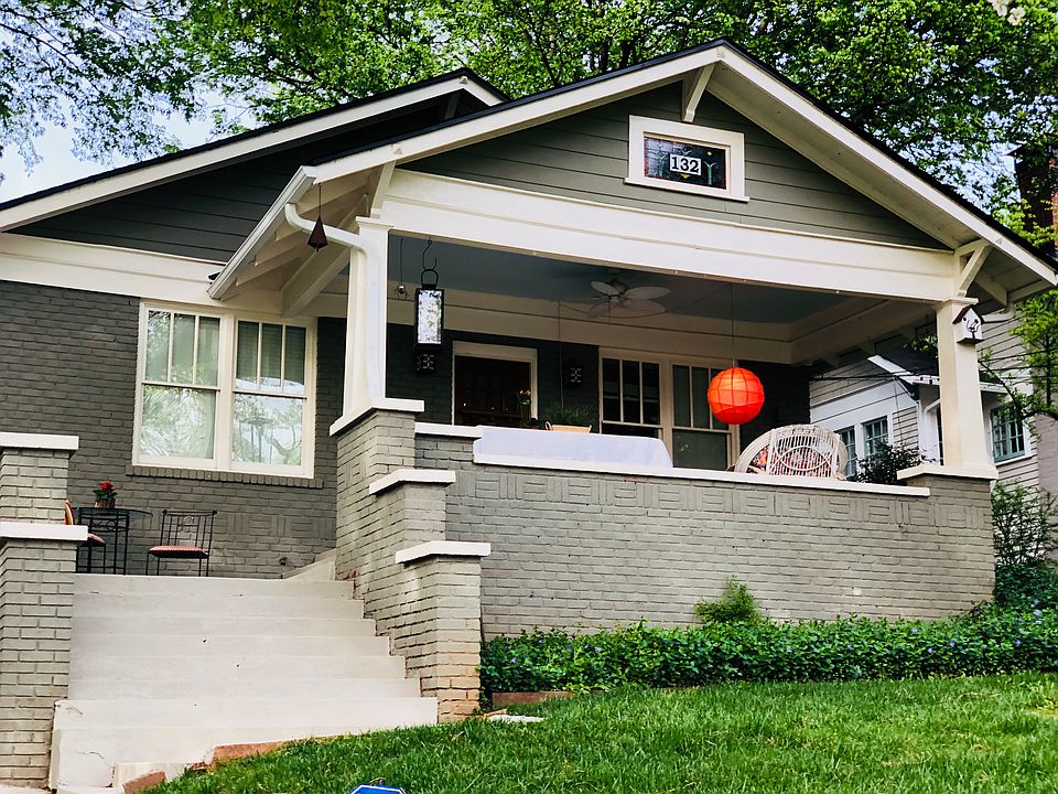 1st image of 132 3rd Ave