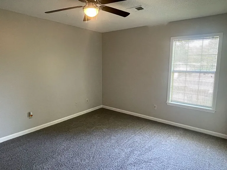 6179 Cherokee Dr — Photo 9