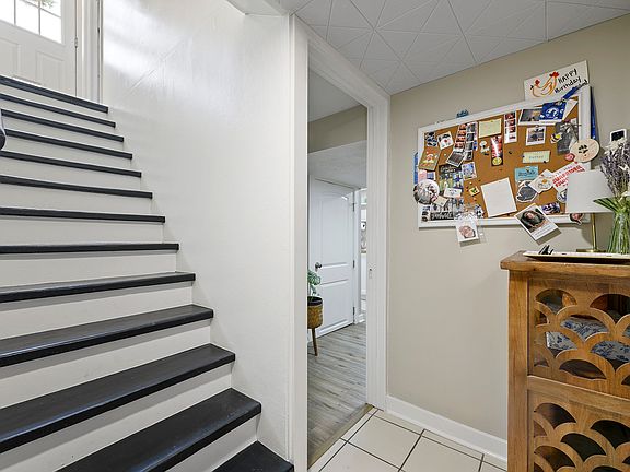 2nd image of 1463 W Arapahoe Ave #Basement