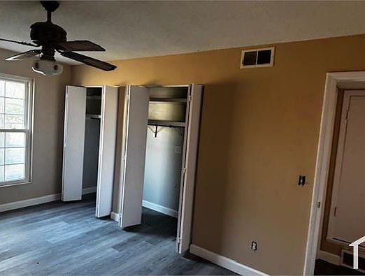 2nd image of 795 Southwell Ln