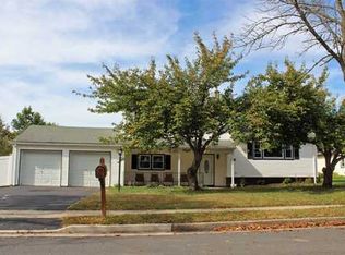 12 Suttie Ave, Piscataway, NJ 08854