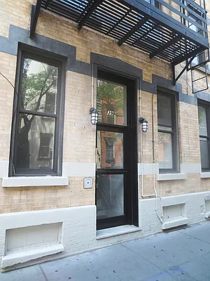 Rented by Waverly Realty Associates | media 6