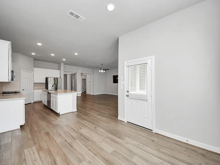 2968 Golden Dust Dr — Photo 20