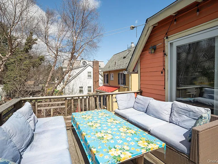 52 Jefferson St — Photo 24