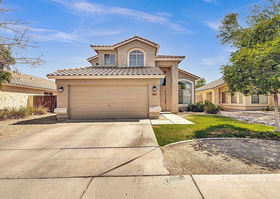 1st image of 1307 W Macaw Dr