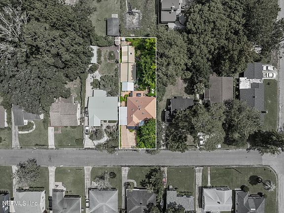 3rd image of 1343 RENSSELAER Avenue