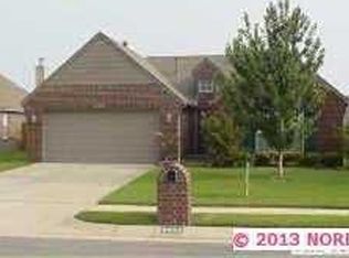 9922 E 119th Pl S, Bixby, OK 74008
