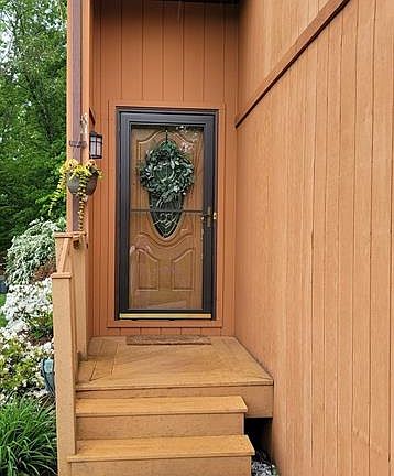 2nd image of 54 Carol Ct