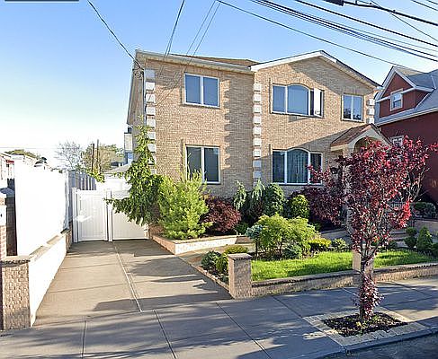 1st image of 14958 19th Ave #2
