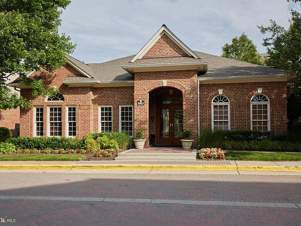 1st image of 3009 Nicosh Cir Unit 4202