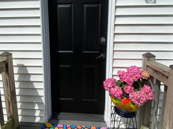 223 E State St Floor 1, Kennett Square, PA 19348