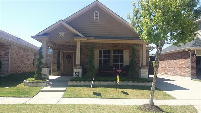 1st image of 2655 Blackstone Dr