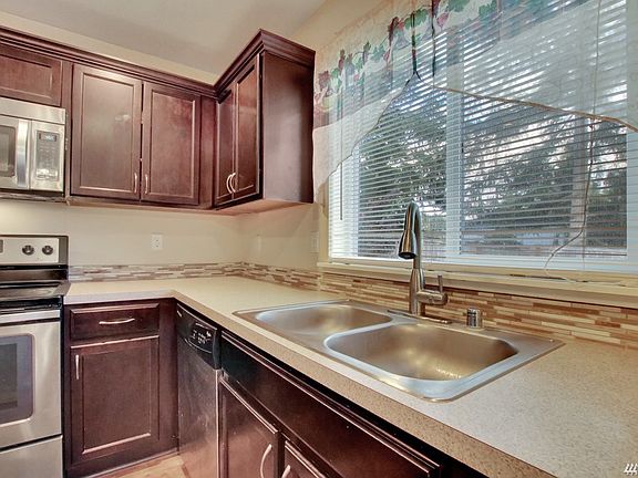 3rd image of 20517 12th Avenue Ct E