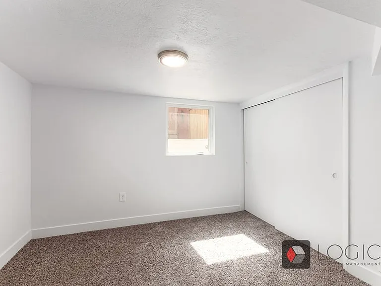 195 N 100 W #2 — Photo 5
