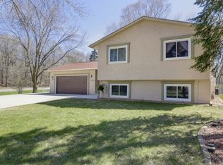 150 Wendy Ct, Shoreview, MN 55126