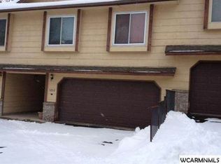 3752 Robin Ln, Eagan, MN 55122