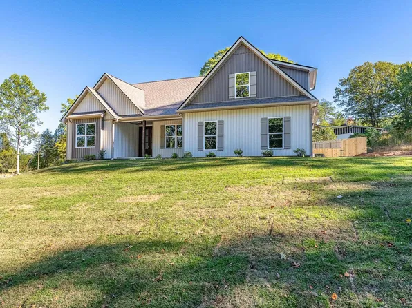 19 Kimberly Dr, Greenville, SC 29609