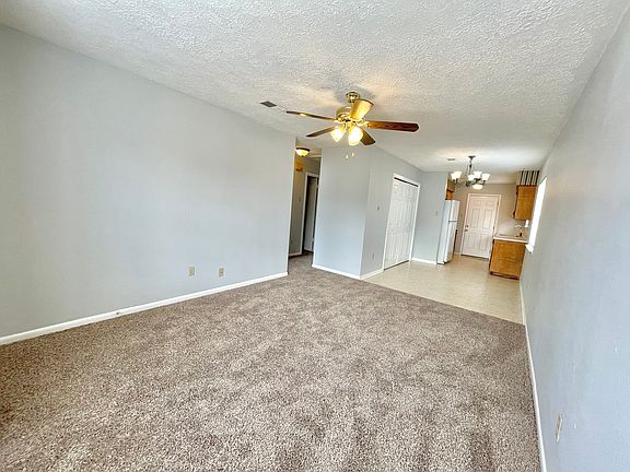 4th image of 3319 Longleaf Ct