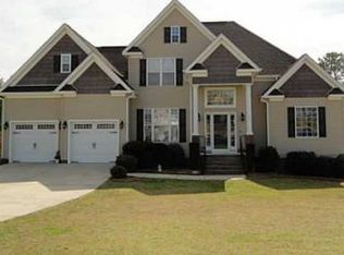 160 Solomon Cir, Four Oaks, NC 27524