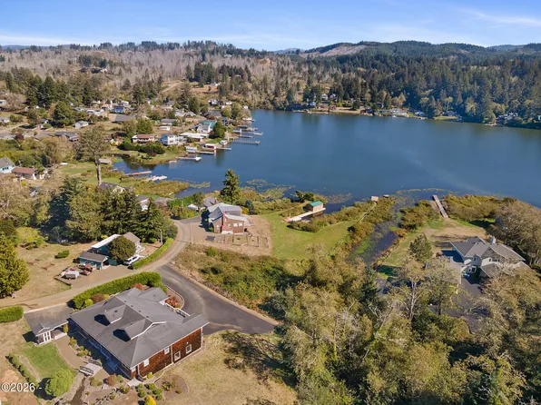 4612 NE I Ave, Neotsu, OR 97364