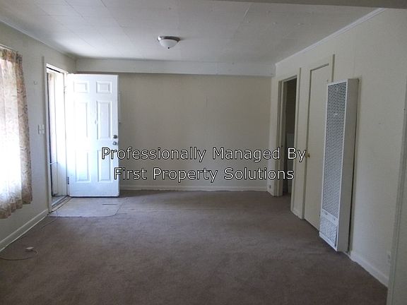 2nd image of 121 Park St APT 1