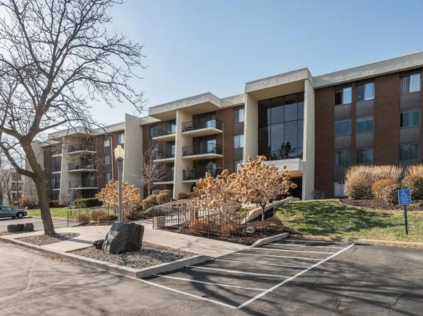 2465 Londin Ln E APT 303, Maplewood, MN 55119