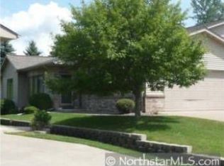 825 Autumn Way, Stillwater, MN 55082