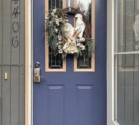 2nd image of 4406 Lexington Pl NE