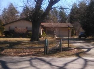 52036 Laurel Rd, South Bend, IN 46637