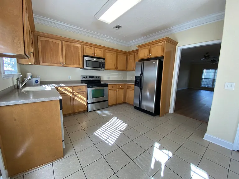 502D Bradwell St — Photo 5