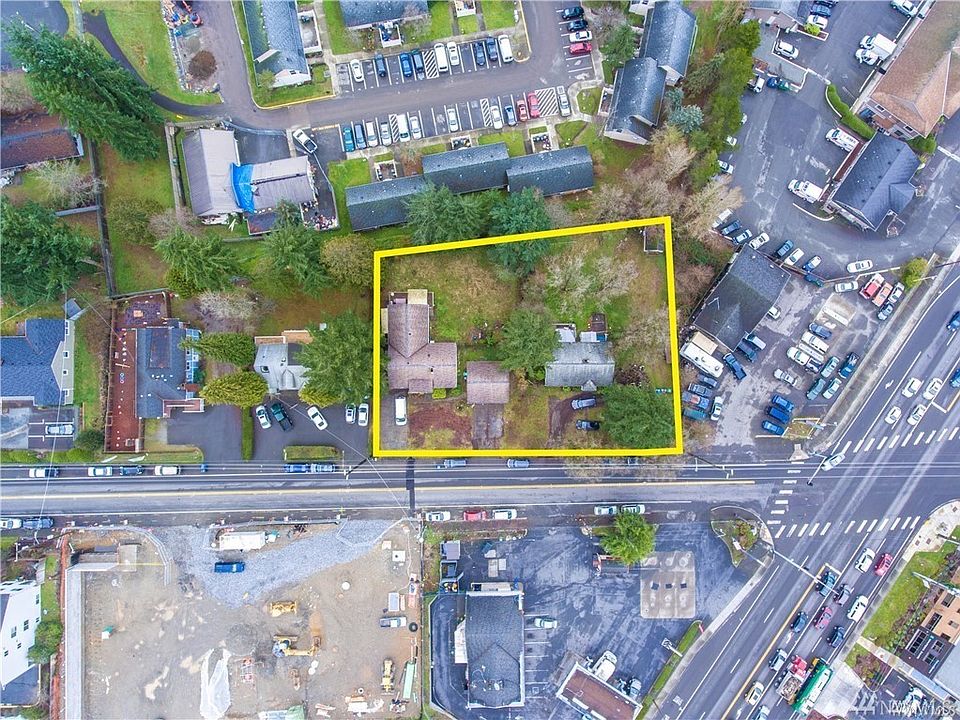 1st image of 20016 19th Ave NE