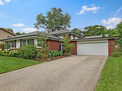 460 N Macarthur Dr, Palatine, IL, 60074