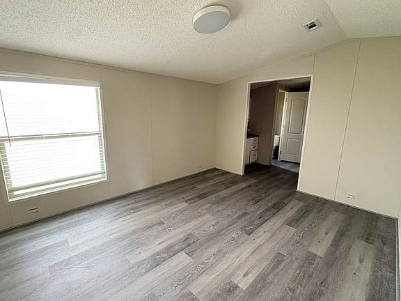 5th image of 7926 Baltzell Dr
