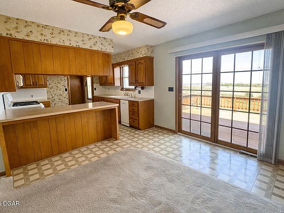 3rd image of 306 High Dr