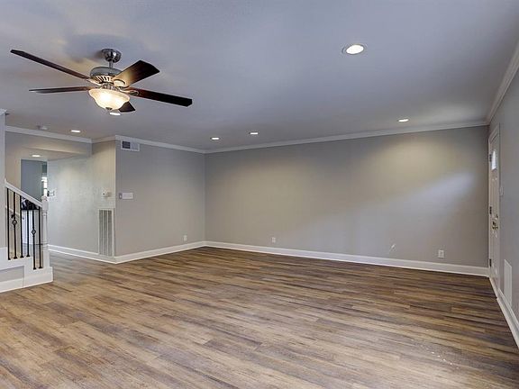3rd image of 12709 Huntingwick Dr #167