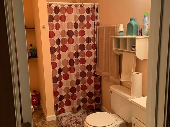 3rd image of 203-211 NW Main St #24e814c37