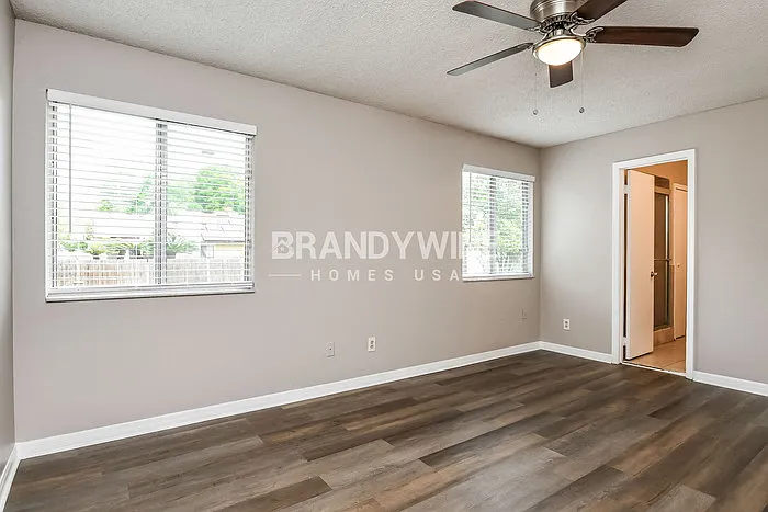 6813 Westborough Ln — Photo 15