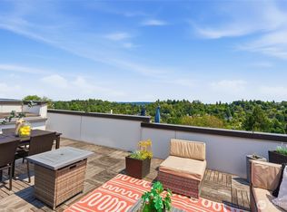 1806 25th Avenue #A, Seattle, WA 98122
