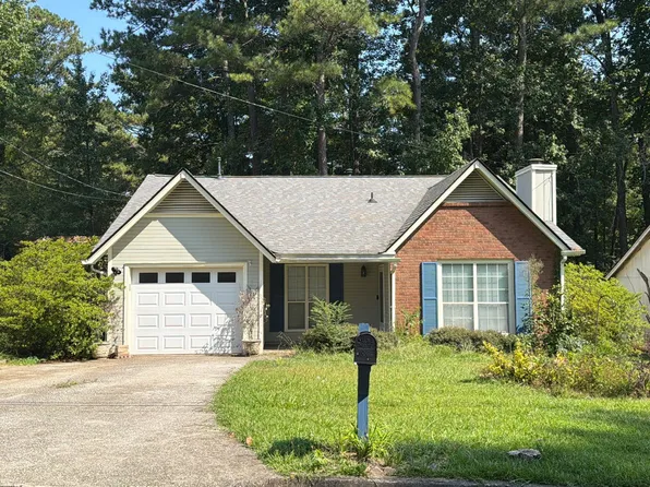 5498 Marbut Forest Ct, Lithonia, GA 30058